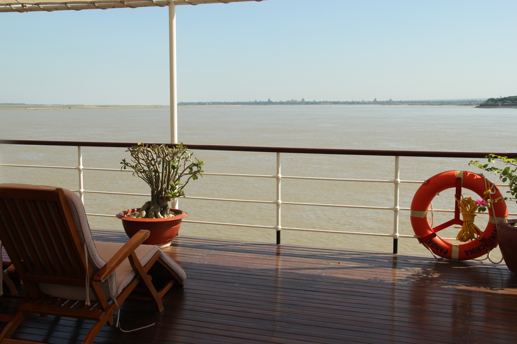 Pandaw RV Indochina Sun Deck 5.jpg
